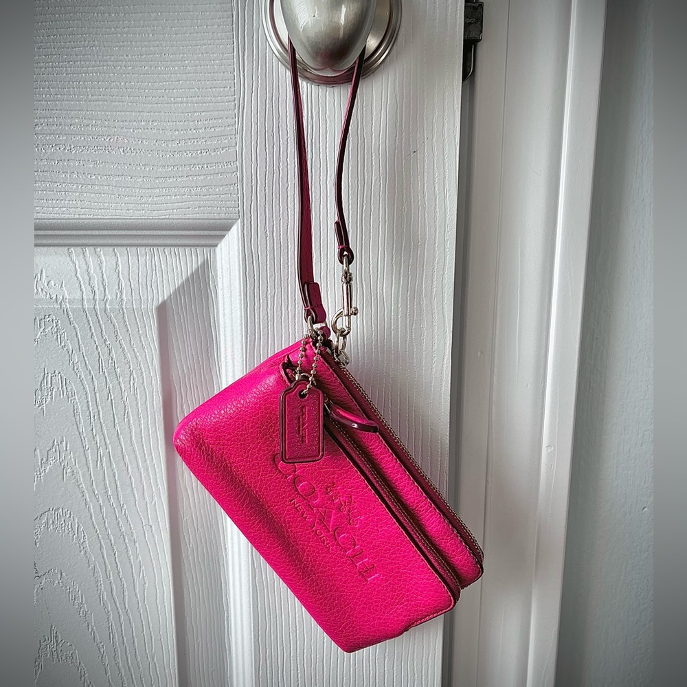Coach, pink, pebbled leather, mini clutch, wristlet, wallet
